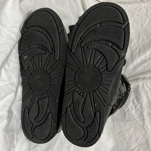 UGG 16 Inch Boot - Picture 5 of 9